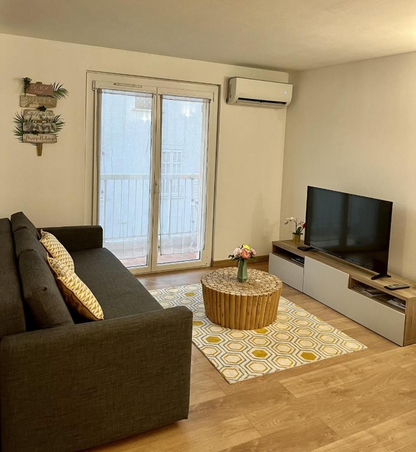 Perle Rare A 250M De La Plage ! Climatise Avec Parking, Balcon & Wifi Sainte-Maxime Bagian luar foto